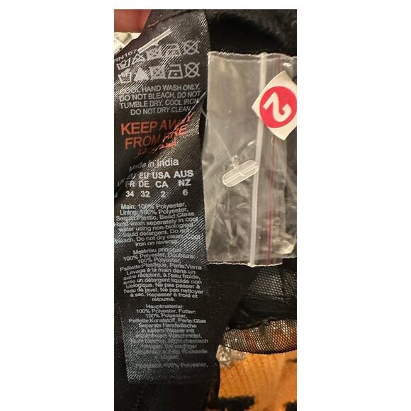 Nasty Gal – Premium Hand Embellished Crop Top (Gold) – US 2 - Picture 3 of 6